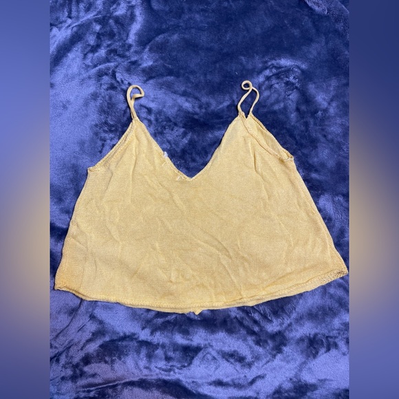 Yellow embossed flowy tank top, size: Small, slightly used - Picture 2 of 2